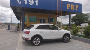 Audi q3 branco fraude locadora