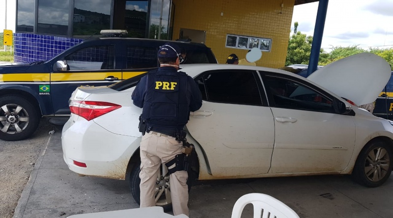 Toyota corolla clonado é recuperado pela prf