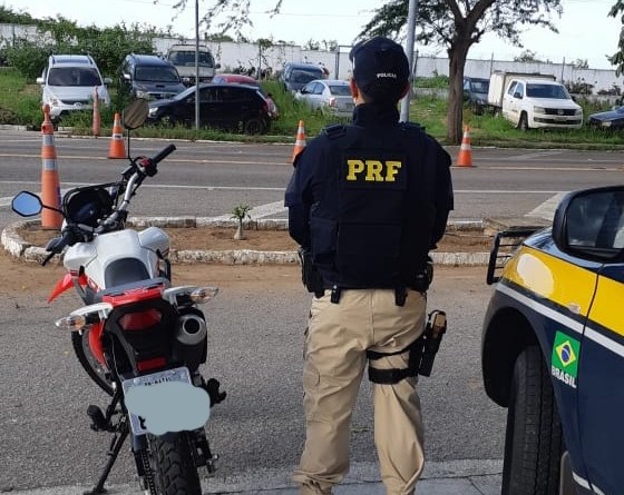 Motocicleta NXR roubada em natal PRF