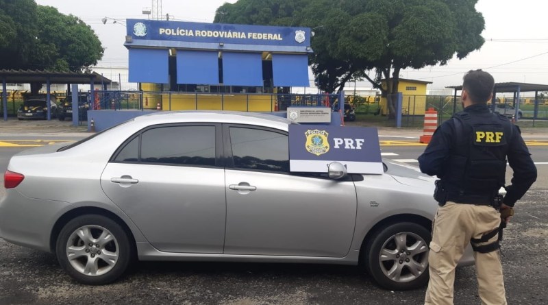 Toyota corolla roubado espirito santo