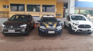 PRF recupera dois veículos de locadora