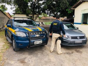 VW Gol cinzento roubado brasil